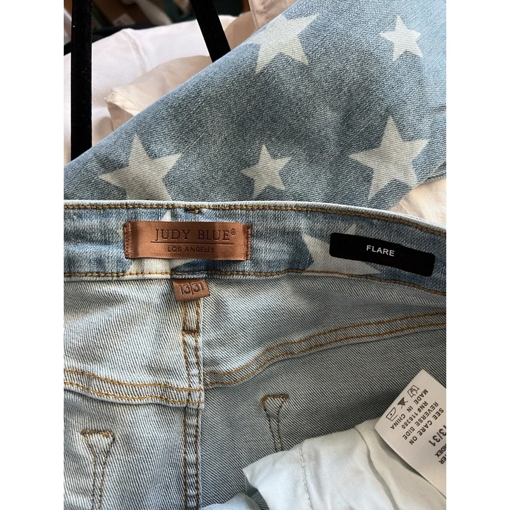 Judy Blue Jeans Size 13 / 31 Star Stripe Flare  Patriotic Denim Pants Light Wash